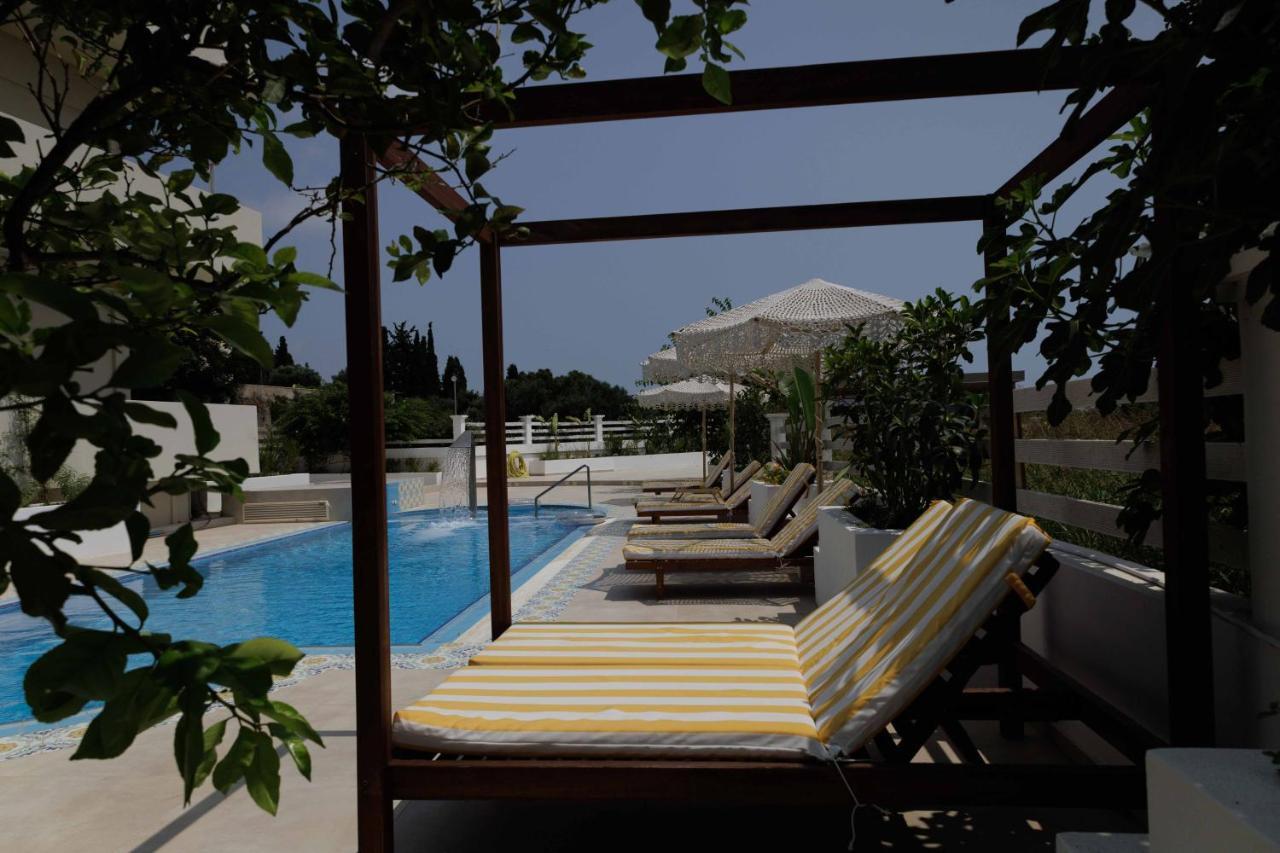 Maggana Residence Миния Экстерьер фото
