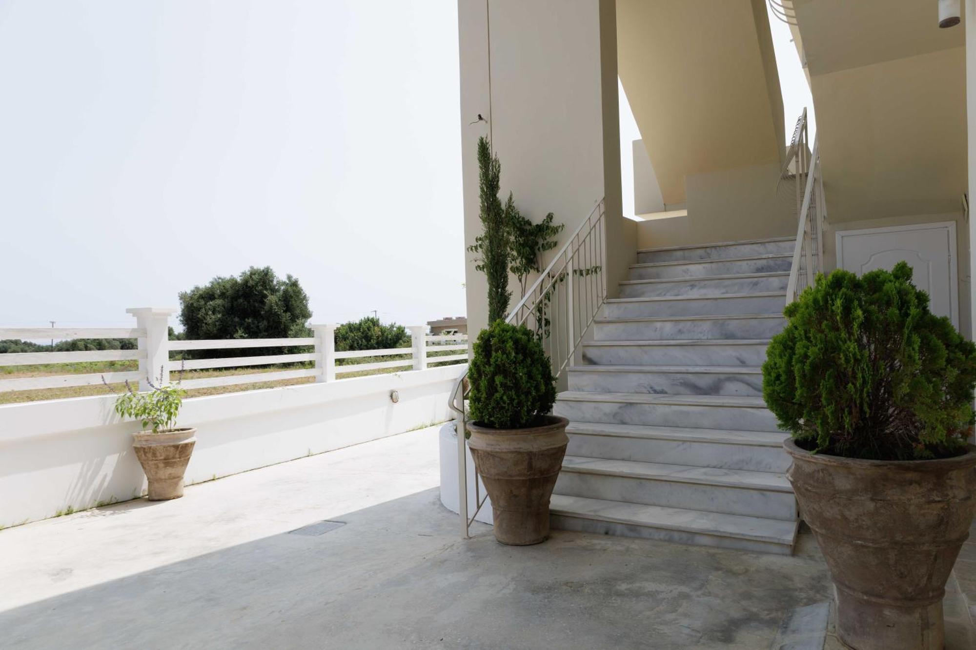 Maggana Residence Миния Экстерьер фото